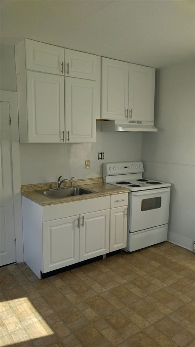 APT-3 - 212 Water St, Condo with 1 bedrooms, 1 bathrooms and null parking in Keene NH | Image 11