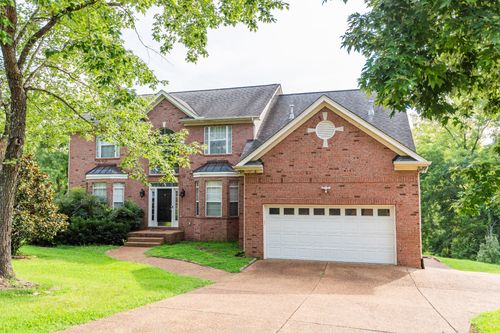814 Lynn Dr, Goodlettsville, TN, 37072-3560 | Card Image