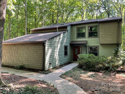 217 Raintree Dr, Matthews, NC, 28104-7320 | Card Image