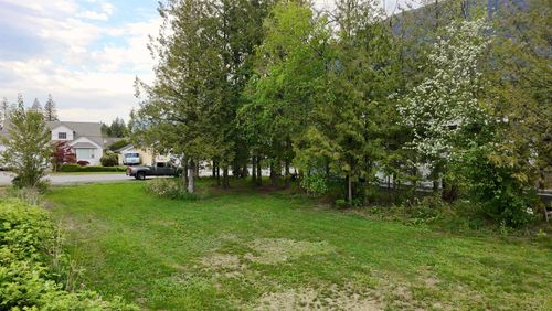 454 Alder Ave, Harrison Hot Springs, BC, V0M1K0 | Card Image