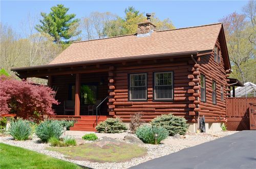 37 William Reynolds Rd, Exeter, RI, 02822-3511 | Card Image