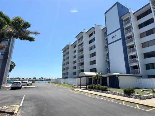 609-450 Treasure Island Causeway, TREASURE ISLAND, FL, 33706 | Card Image