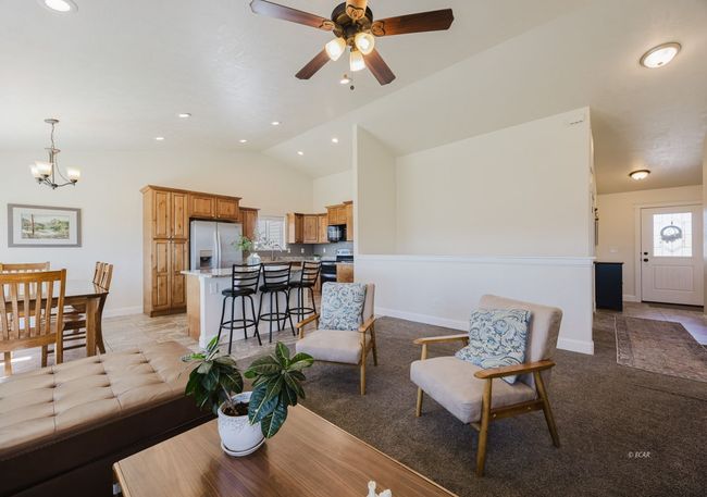 380 Valley Bend Dr, House other with 5 bedrooms, 3 bathrooms and null parking in Spring Creek NV | Image 7