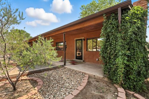 965 W Bosque Loop, Bosque Farms, NM, 87068-9273 | Card Image