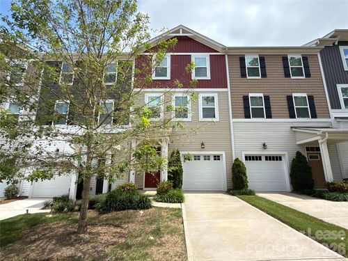 1110 Keydet Dr, Charlotte, NC, 28216-5832 | Card Image