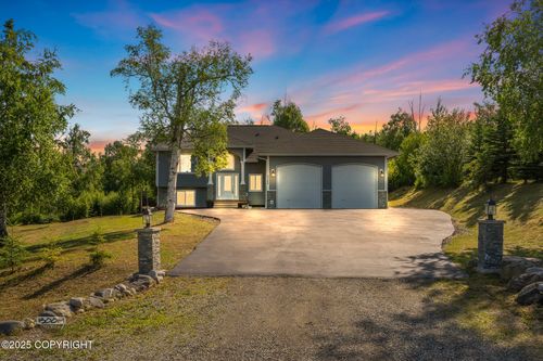 2385 S Forest Cir, Wasilla, AK, 99623-9529 | Card Image