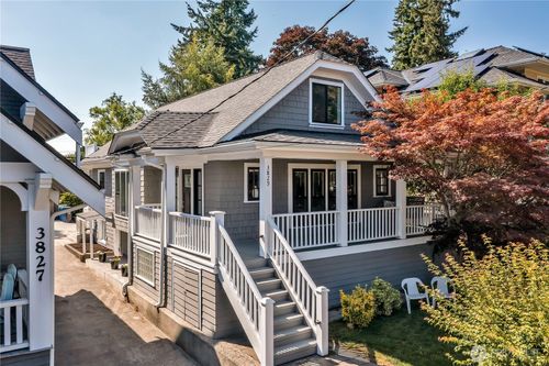 3829 Burke Ave N, Seattle, WA, 98103-8340 | Card Image