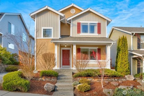 36518 Se Woody Creek Ln, Snoqualmie, WA, 98065-8907 | Card Image