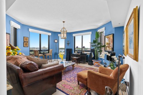 unit-711-801 S Olive Ave, West Palm Beach, FL, 33401-6186 | Card Image