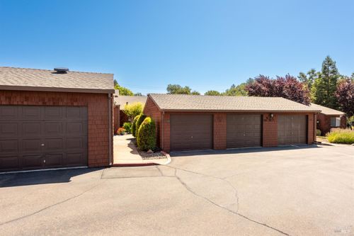 232 Indian Creek Dr, Santa Rosa, CA, 95409-4257 | Card Image