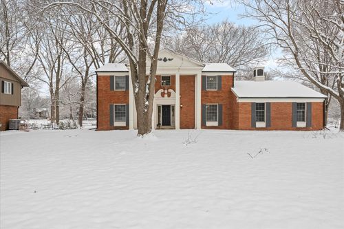 142 Lake Rd, Seymour, IL, 61875-9604 | Card Image