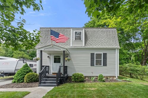 147 Oak St, Abington, MA, 02351-1329 | Card Image