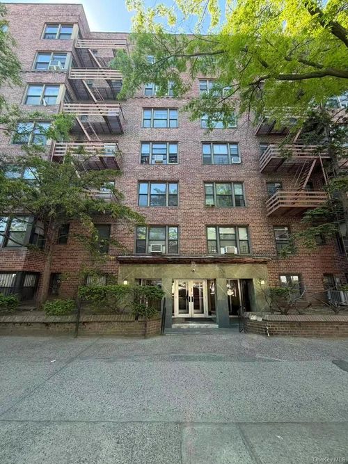 1a-13630 Stanford Avenue, New York, NY, 11355 | Card Image