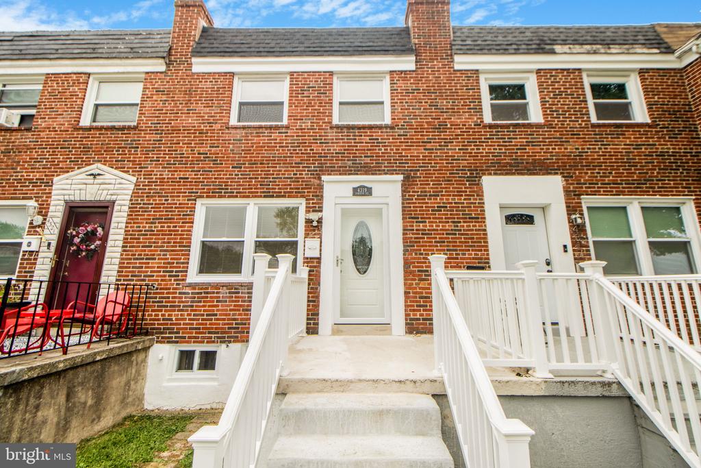 Roberton Ave, Baltimore, MD 21206