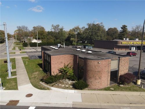 151 Mapleton St, Columbus, IN, 47201-7026 | Card Image