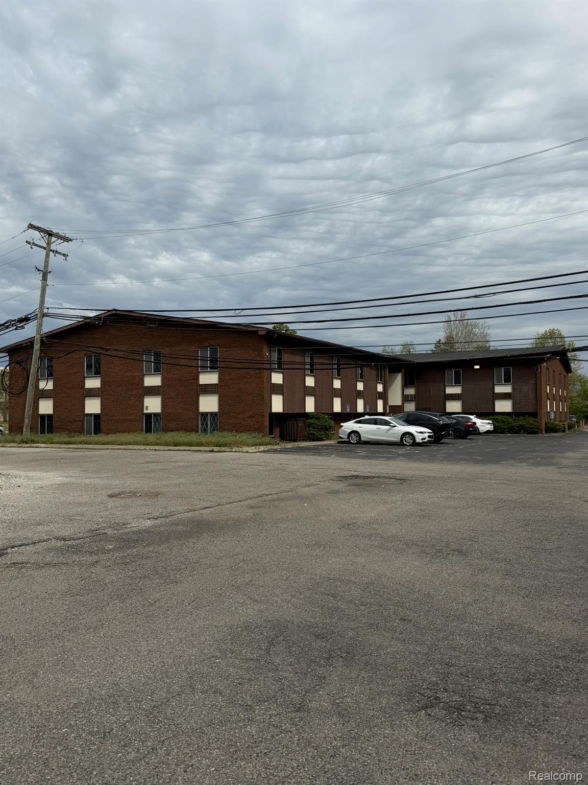 C123-25140 Lahser Rd, Southfield, MI 48033
