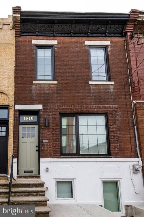 1810 Tasker St, PHILADELPHIA, PA, 19145-1417 | Card Image