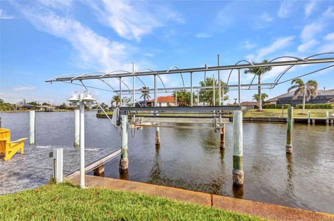 15490 Seafoam Cir, House other with 3 bedrooms, 3 bathrooms and null parking in PORT CHARLOTTE FL | Image 68
