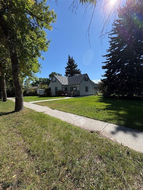 206 2nd St E, Whitehall, MT, 59759-7746 | Card Image