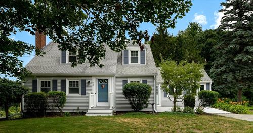 70 Sherwood Hill Dr, Holden, MA, 01520-1837 | Card Image