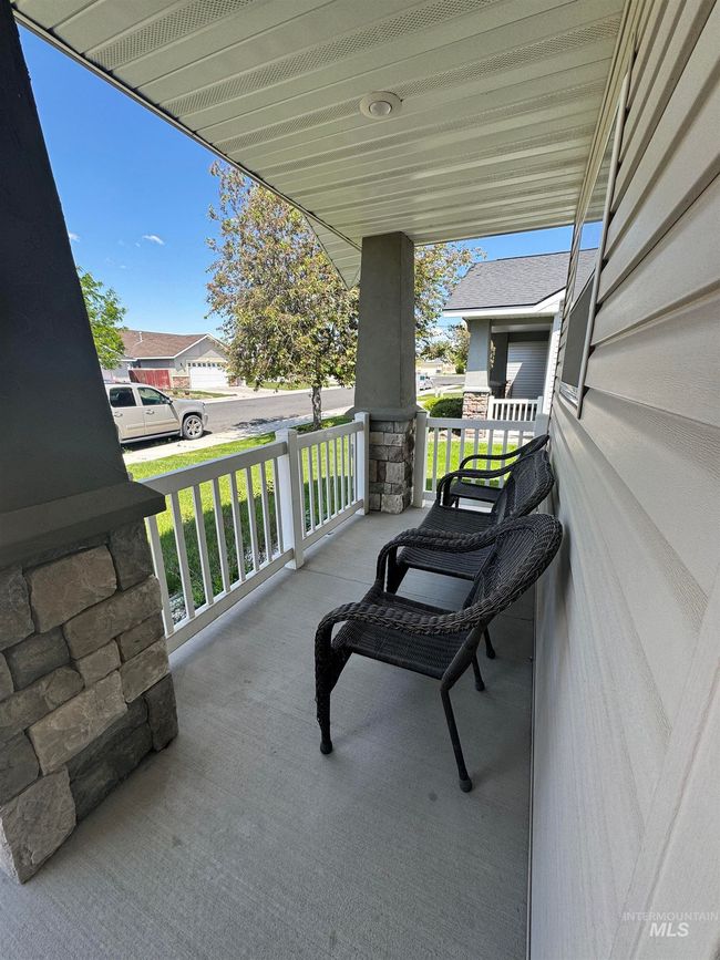 1173 Knoll Ridge Rd, House other with 3 bedrooms, 2 bathrooms and 2 parking in Twin Falls ID | Image 4