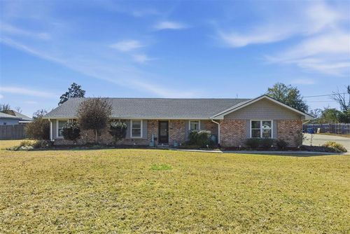 1895 N Borel Dr, Lake Charles, LA, 70611-3932 | Card Image