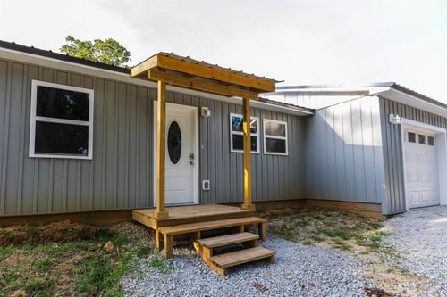 b-377 N 3rd St, Black Rock, AR, 72415-9228 | Card Image