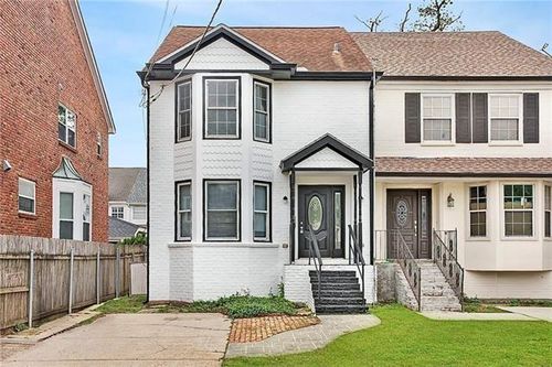 6504 Avenue A, New Orleans, LA, 70124-2147 | Card Image