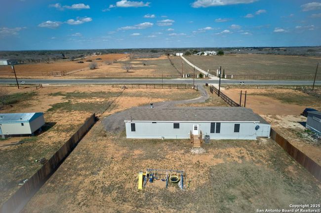 4817 W Fm 476, House other with 4 bedrooms, 2 bathrooms and null parking in Poteet TX | Image 38