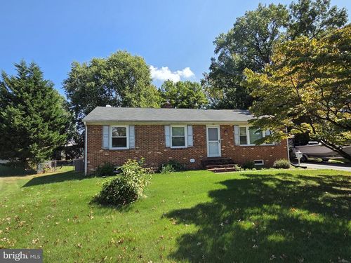 5 Stuyvesant Ave, Historic New Castle, DE, 19720-4524 | Card Image