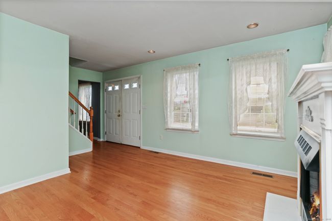 157 Hull St, House other with 3 bedrooms, 3 bathrooms and null parking in Ansonia CT | Image 12