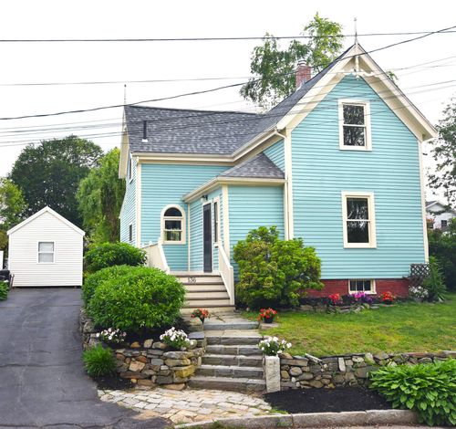 136 Sparhawk St, Portsmouth, NH, 03801-3628 | Card Image