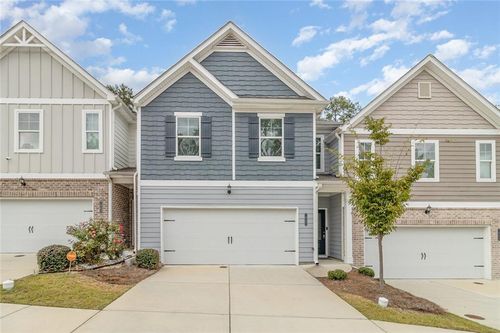 7662 Gray Pointe Dr, Lithonia, GA, 30058-8215 | Card Image