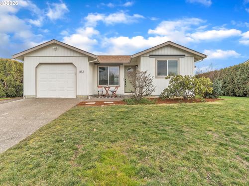 812 Sw Cypress St, Mcminnville, OR, 97128-7044 | Card Image