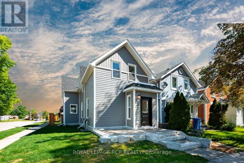 402 Main St E, Shelburne, ON, L9V2Y9 | Card Image