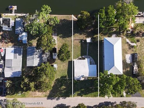 6022 Palm Creek Dr, WEEKI WACHEE, FL, 34607-1352 | Card Image