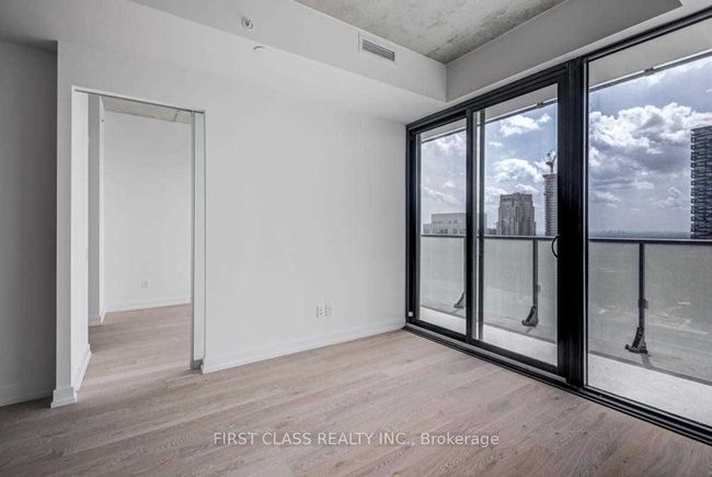 4111 - 161 Roehampton Ave, Condo with 2 bedrooms, 2 bathrooms and 1 parking in Toronto ON | Image 7