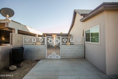 2025 W Tonto Street, House other with 4 bedrooms, 3 bathrooms and null parking in Phoenix AZ | Image 3