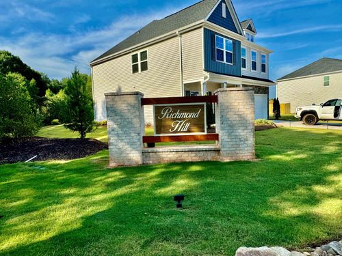 12107 Lansbury Dr, Inman, SC, 29349-9321 | Card Image