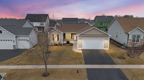 21 W Winterberry Ave, Cortland, IL, 60112-4199 | Card Image