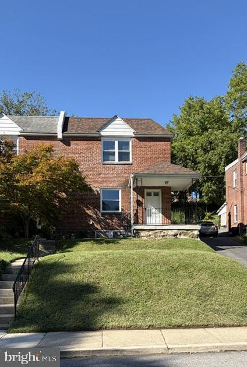 802 Naylors Run Rd, HAVERTOWN, PA, 19083-4526 | Card Image