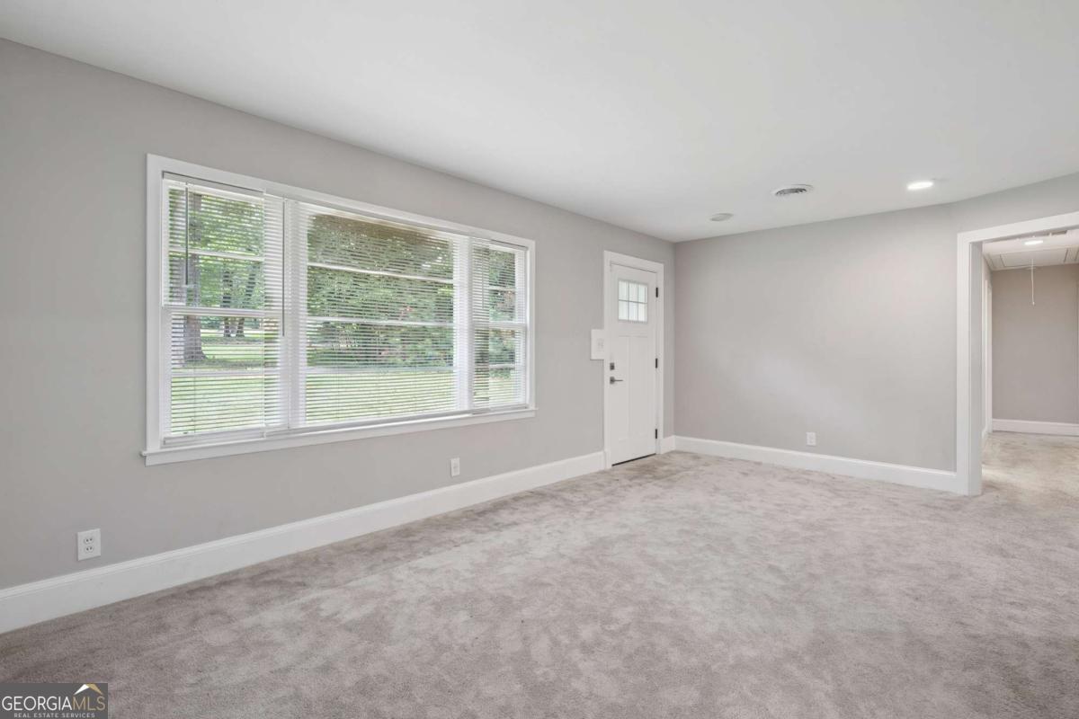 Residential in Ellenwood 3