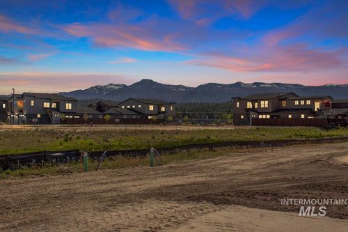 2 Lazy H, Cascade, ID, 83611 | Card Image