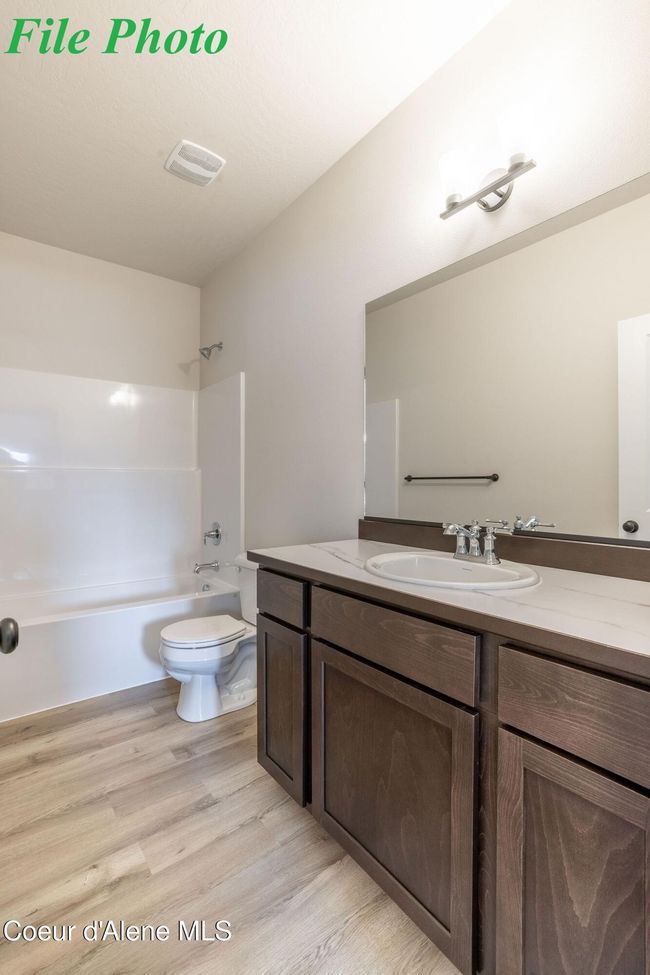 7865 N Mocha Loop, Townhouse with 2 bedrooms, 2 bathrooms and null parking in Coeur D Alene ID | Image 8