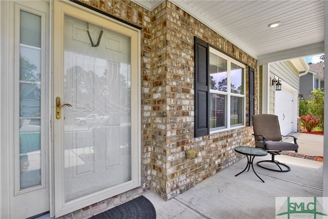 Covered front porch, storm door | Image 4