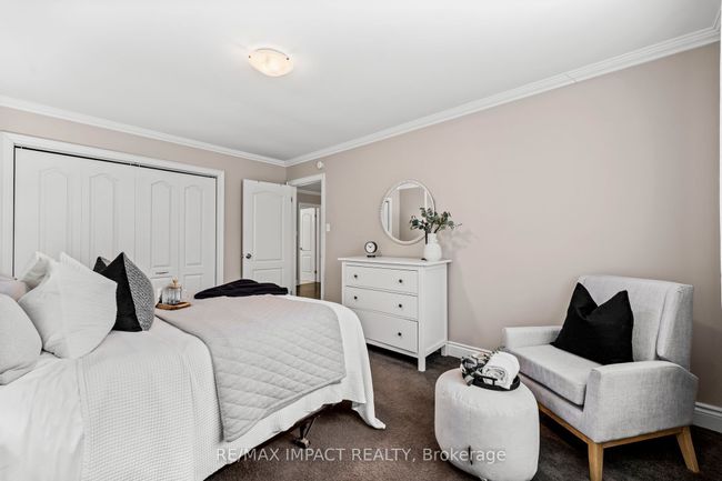 1158 Weller St, House other with 6 bedrooms, 2 bathrooms and 4 parking in Peterborough ON | Image 17