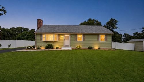 40 North St, Dennis Port, MA, 02639-1417 | Card Image
