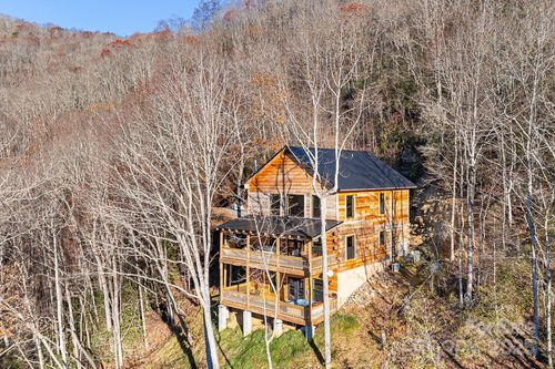 350 Hickory Spring Trl, Bryson City, NC, 28713-1466 | Card Image