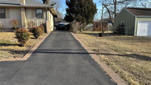 20 Brushwood Dr, Shirley, NY, 11967-4010 | Card Image