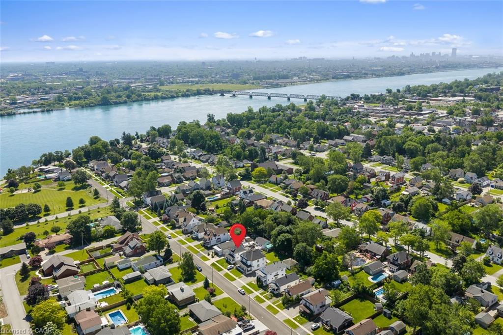 Residential in Fort Erie 4